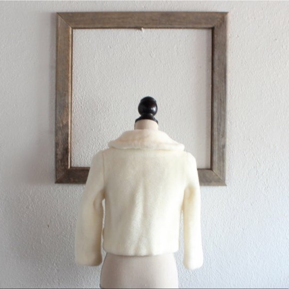 1950's Vintage Cream Faux Fur Cropped Jacket - Picture 3 of 5